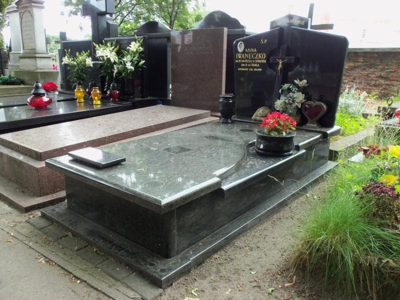 Zdjęcie grobu Anna Iwaneczko (1)