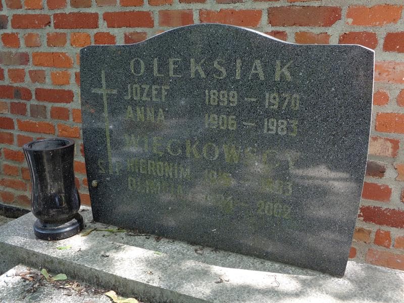 Zdjęcie grobu Józef Oleksiak (2)