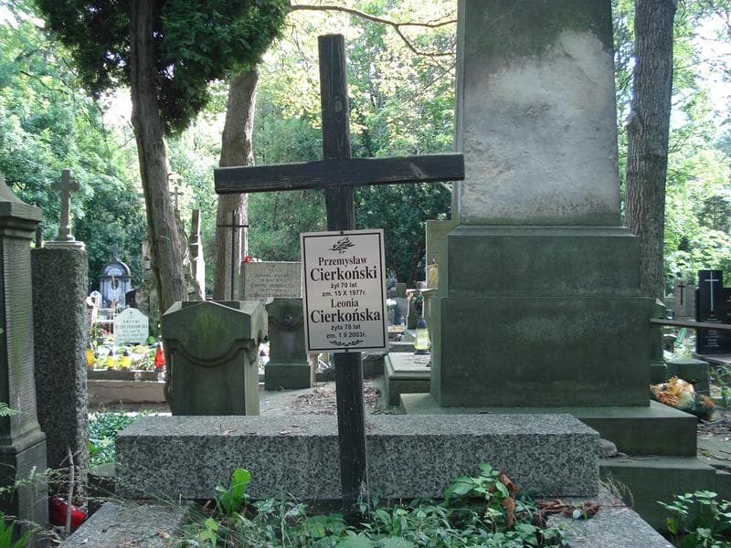 Zdjęcie grobu Przemysław Cierkoński (2)