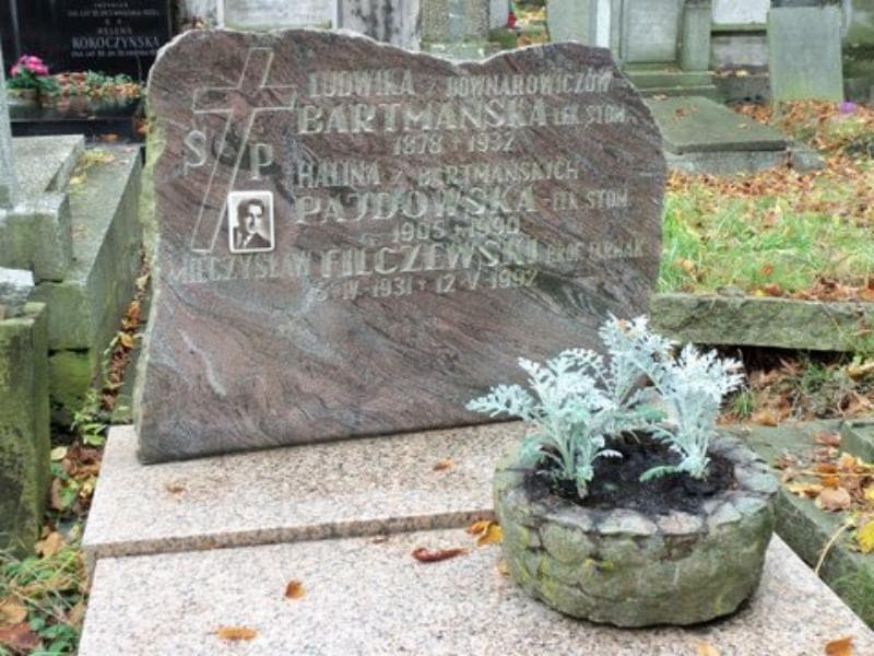Zdjęcie grobu Ludwika Bartmańska (2)