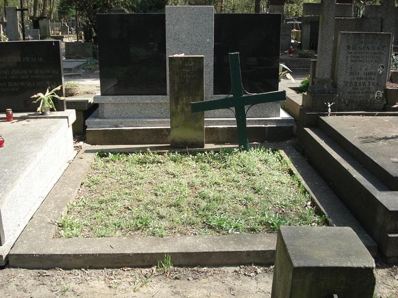 Zdjęcie grobu: Janusz Krzewski
