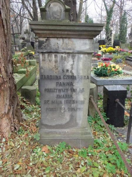 Zdjęcie grobu Karolina Czekierska (2)