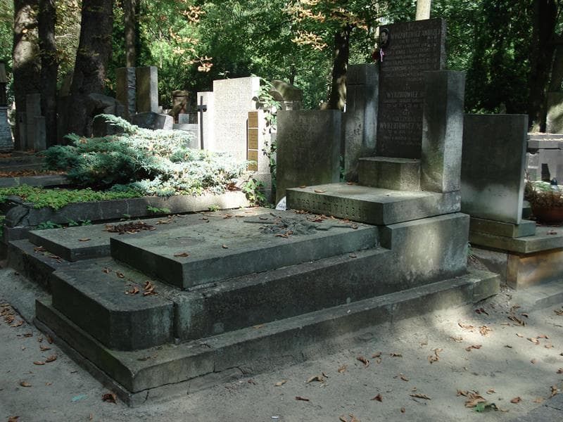 Zdjęcie grobu Jan Wyrzutowicz (1)