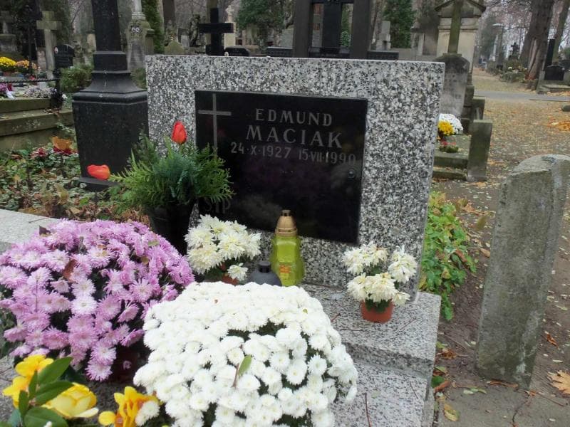Zdjęcie grobu Edmund Maciak (2)