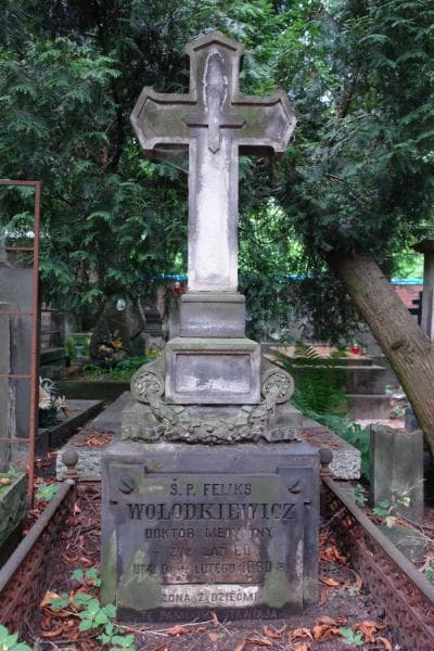 Zdjęcie grobu Feliks Wołodkiewicz (2)