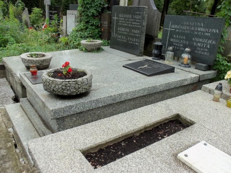Zdjęcie grobu Andrzejek Kmita (1)