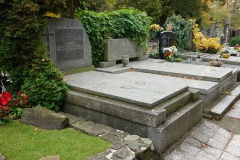 Zdjęcie grobu Czesław Urzykowski (1)