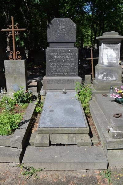 Zdjęcie grobu Wiktor Zborowski (1)