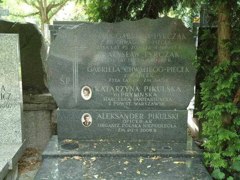Zdjęcie grobu Aleksander Pikulski (2)