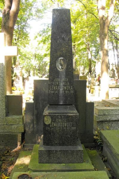 Zdjęcie grobu Tomasz Lewandowski (1)